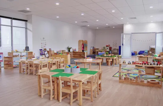 キッズ学生用家具、木製ベビー用家具、チャイルドケアセンター用家具、幼稚園および幼稚園の教室用家具、保育園用家具